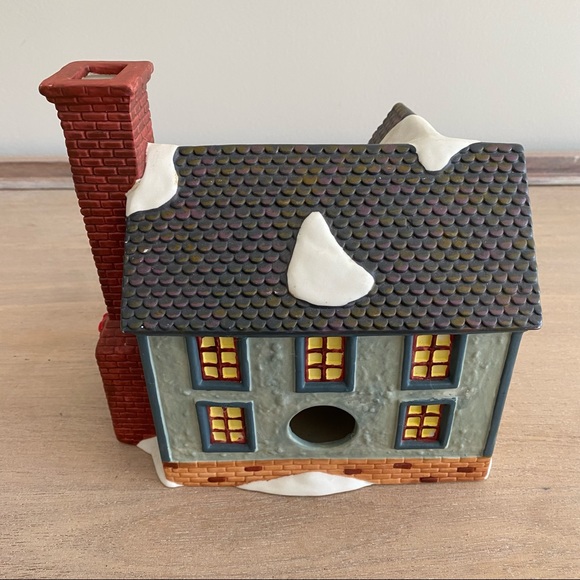 CAROLE TOWNE COLLECTION 2000 "THE PARSON'S HOME" Christmas Village - Picture 6 of 10